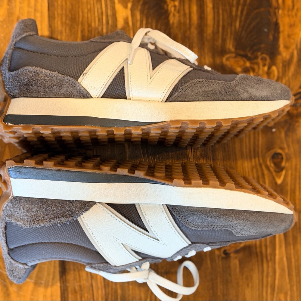 New Balance Women's Gray and White Suede Mesh Runner - Picture 2 of 3
